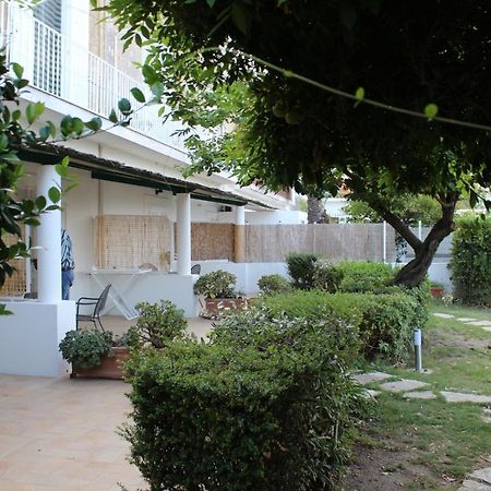 Agenzia Isotur Villa Olimpia Ponza Exteriér fotografie