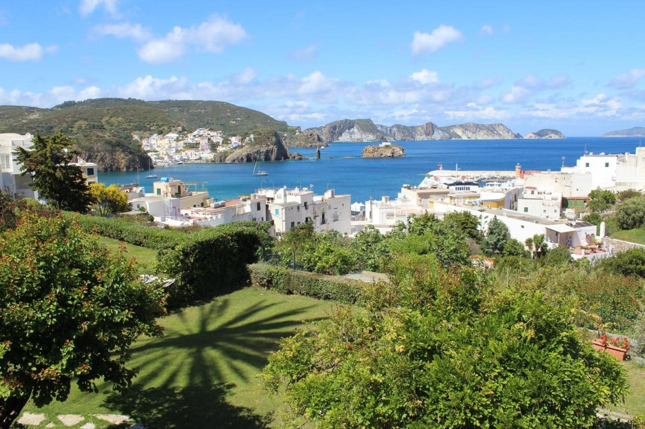Agenzia Isotur Villa Olimpia Ponza Exteriér fotografie