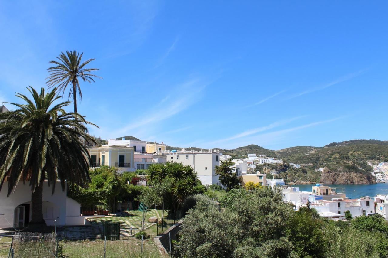 Agenzia Isotur Villa Olimpia Ponza Exteriér fotografie