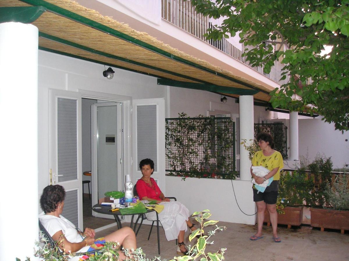 Agenzia Isotur Villa Olimpia Ponza Exteriér fotografie