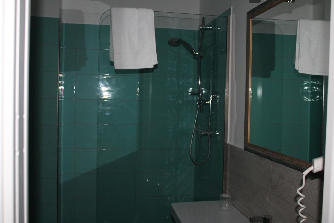 Agenzia Isotur Villa Olimpia Ponza Exteriér fotografie