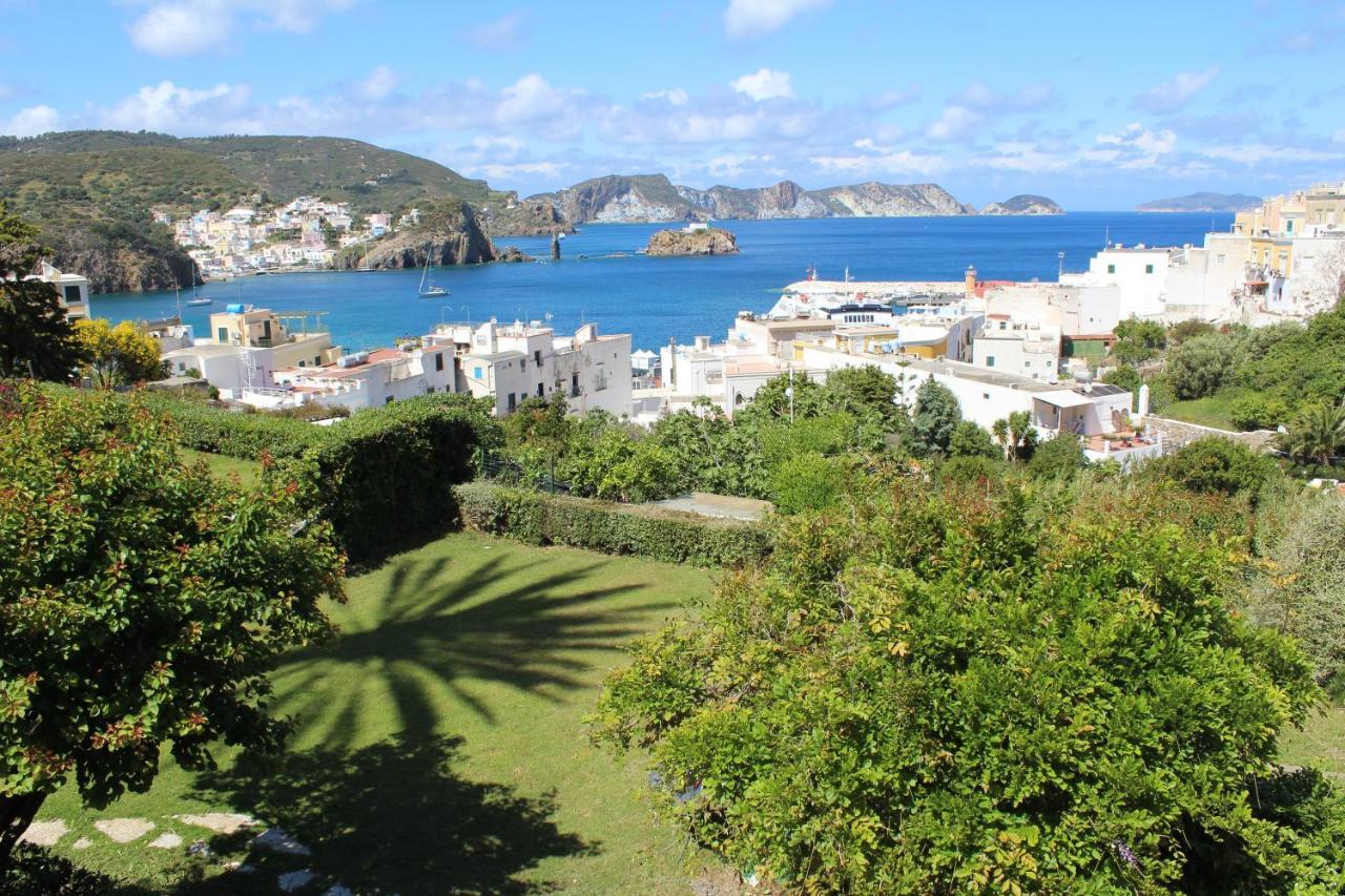 Agenzia Isotur Villa Olimpia Ponza Exteriér fotografie